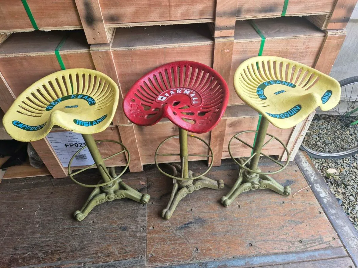 Bar stools - Image 2