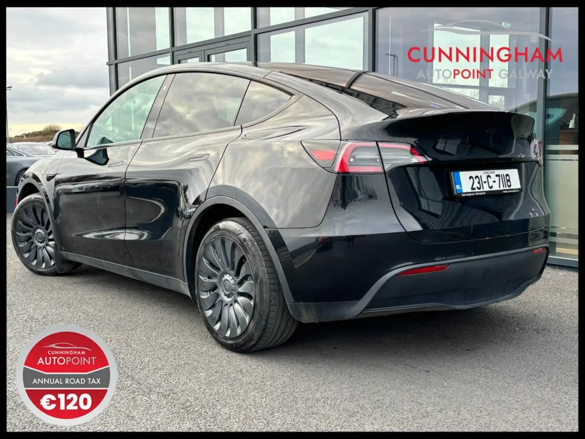 Tesla Model Y RWD - Image 2