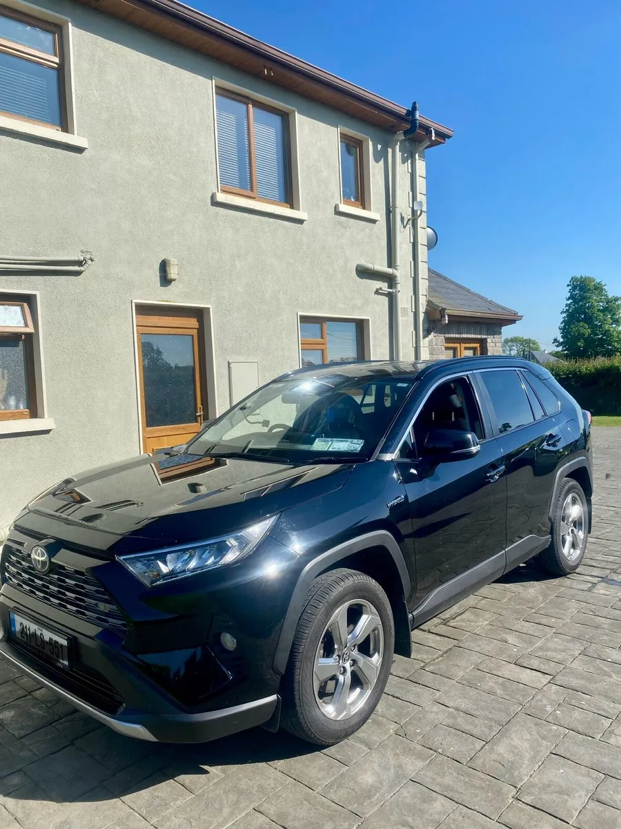 Toyota Rav 4 - Image 1