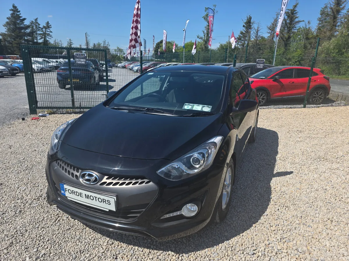 Hyundai i30 Van 2013 - Image 2