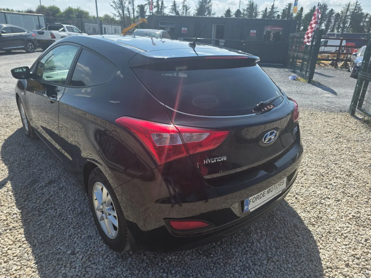Hyundai i30 Van 2013 - Image 3