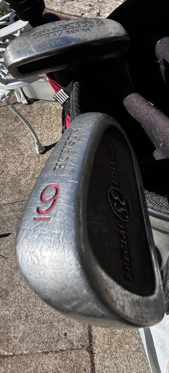 Golf Clubs with bag and trolly - Image 1