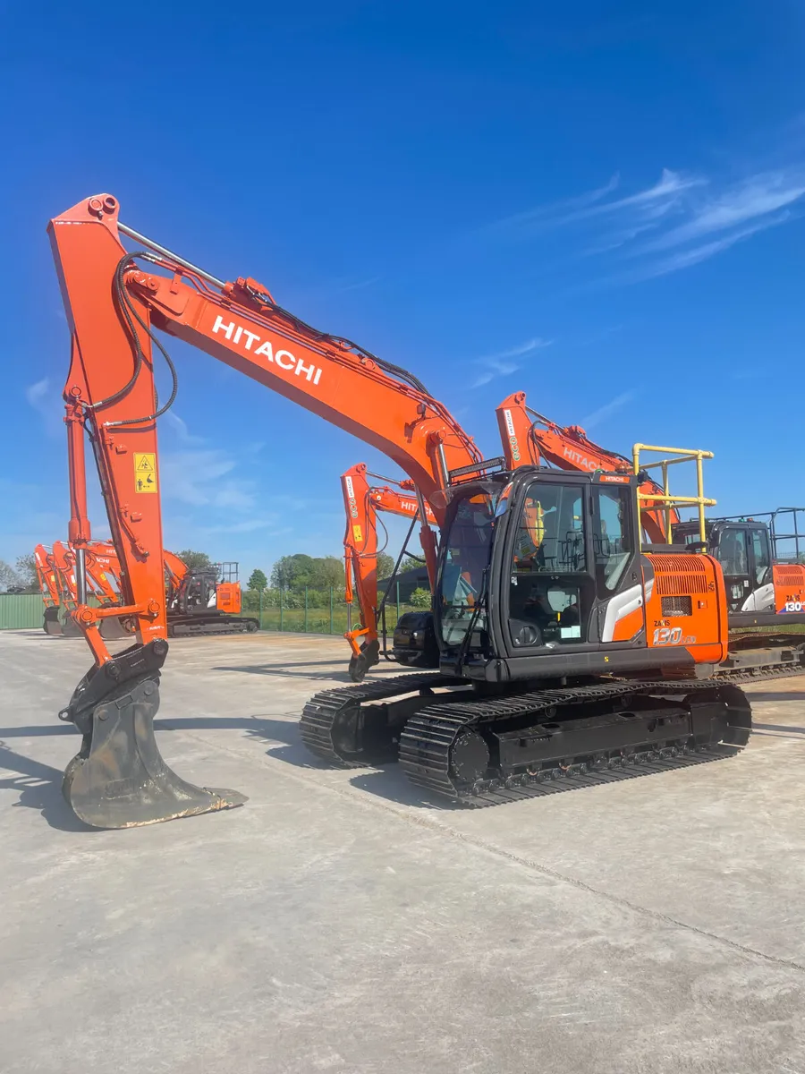 HITACHI ZX130-7 - Image 1