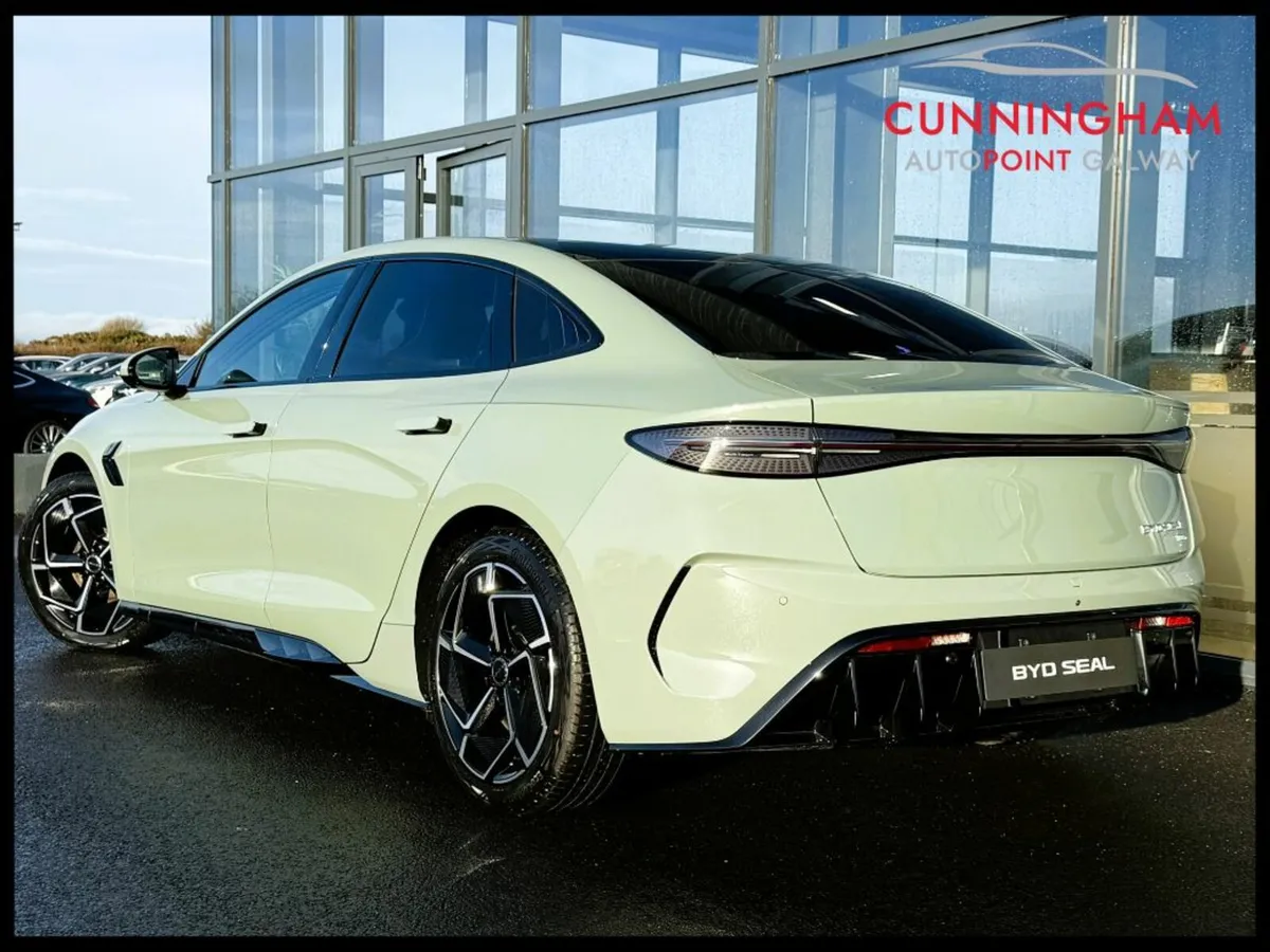 BYD SEAL Excellence AWD 530BHP - Image 2
