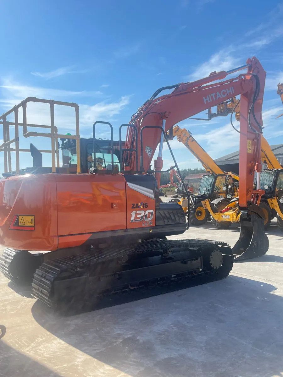 HITACHI ZX130-7 - Image 3