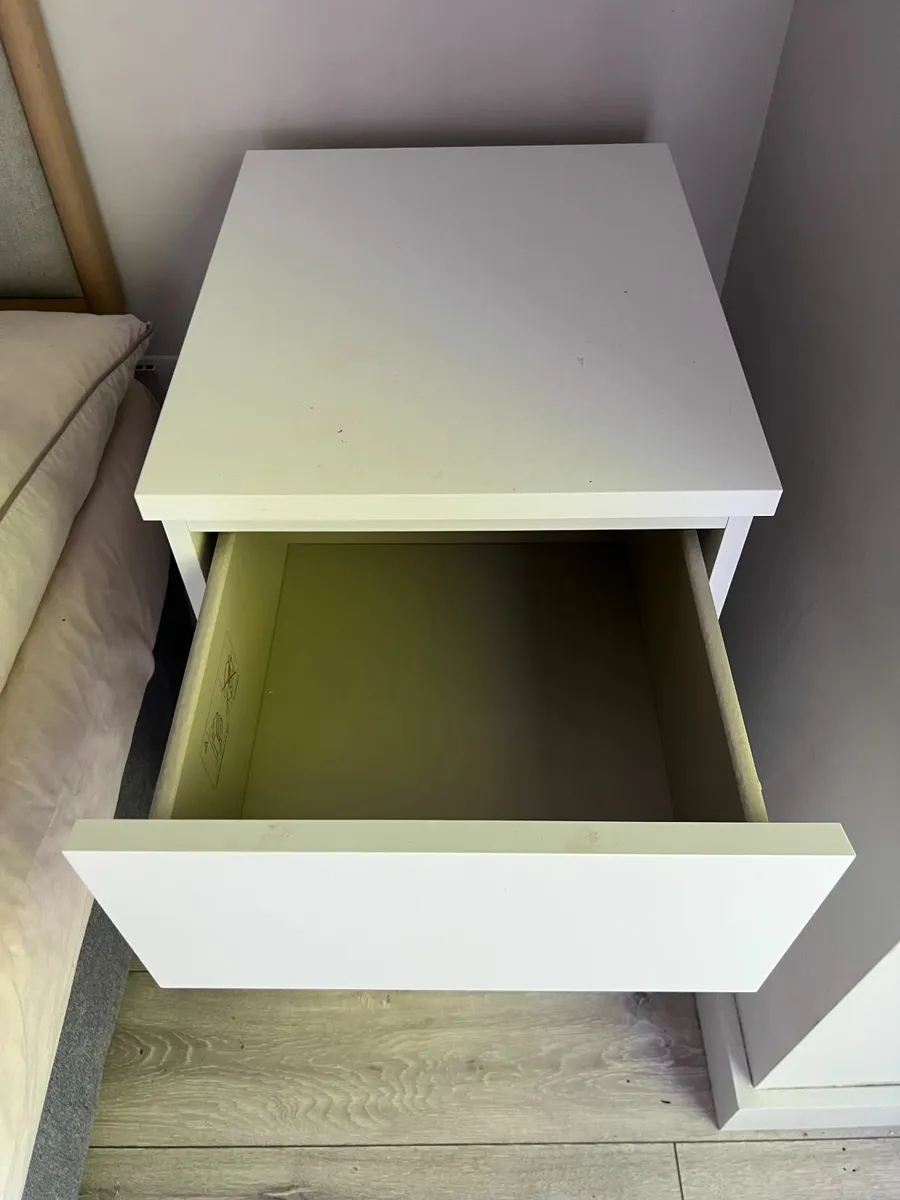 White Malm Chest with 3 Drawers Ikea - Image 2