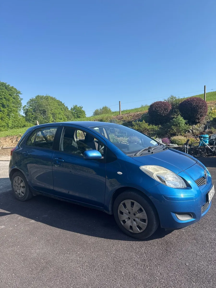 Toyota Yaris 2010 - Image 3