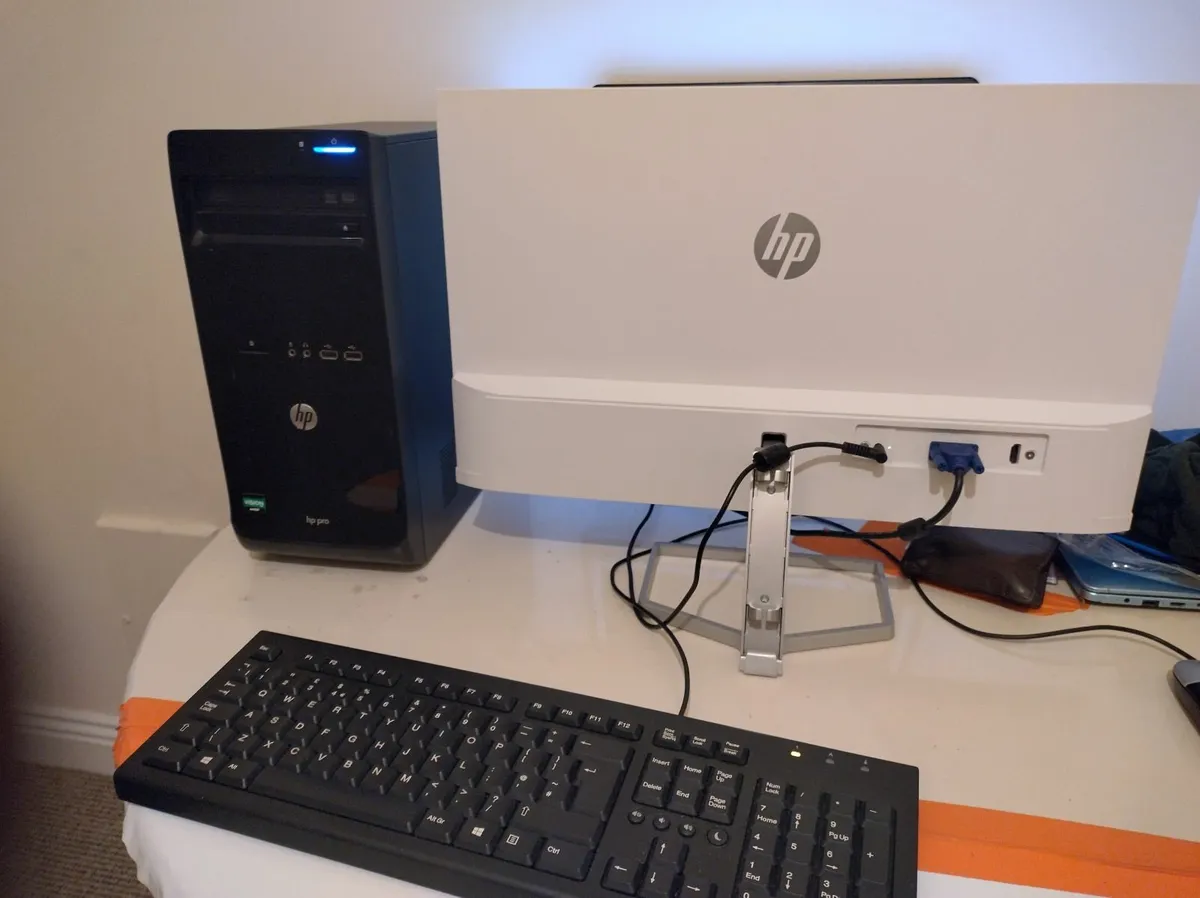 HP Computer & PC - Image 1