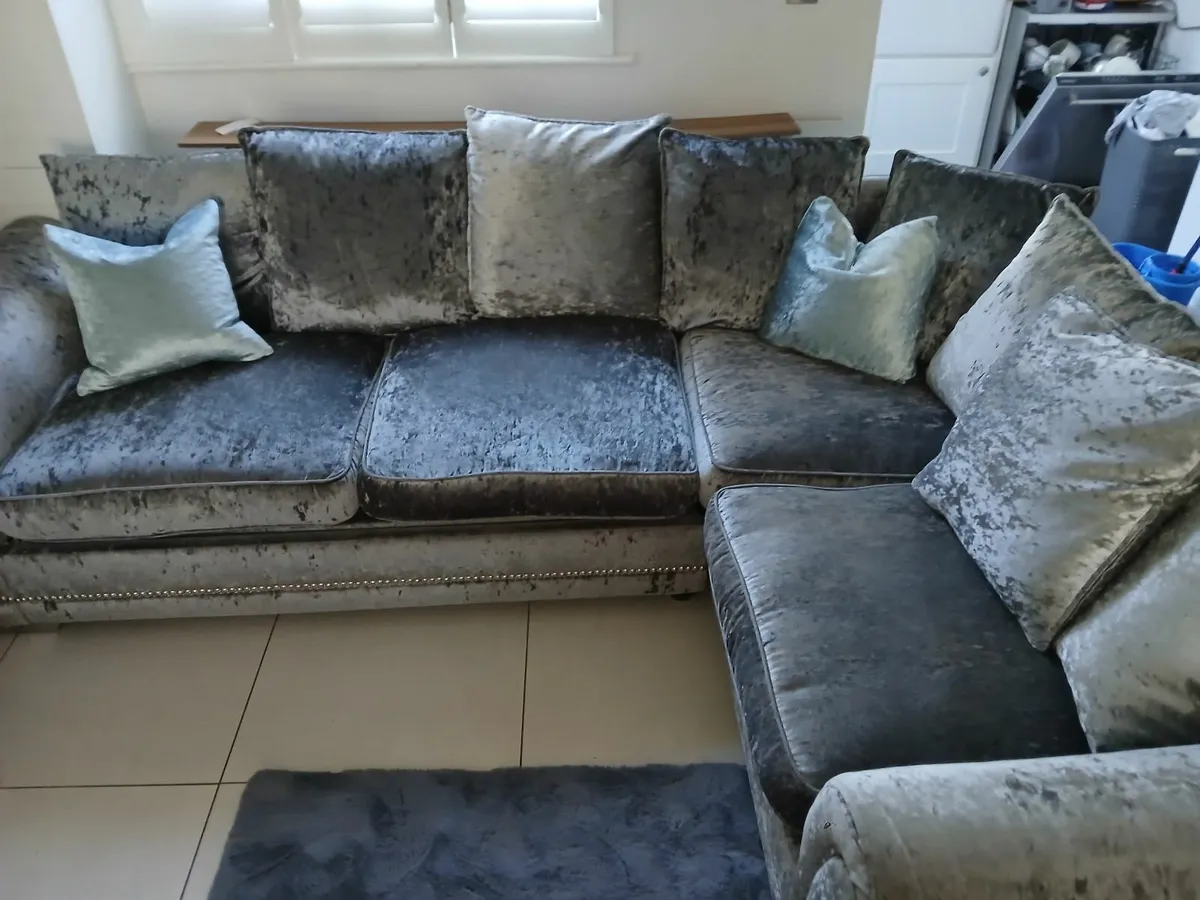 Corner Sofa bed - Image 1