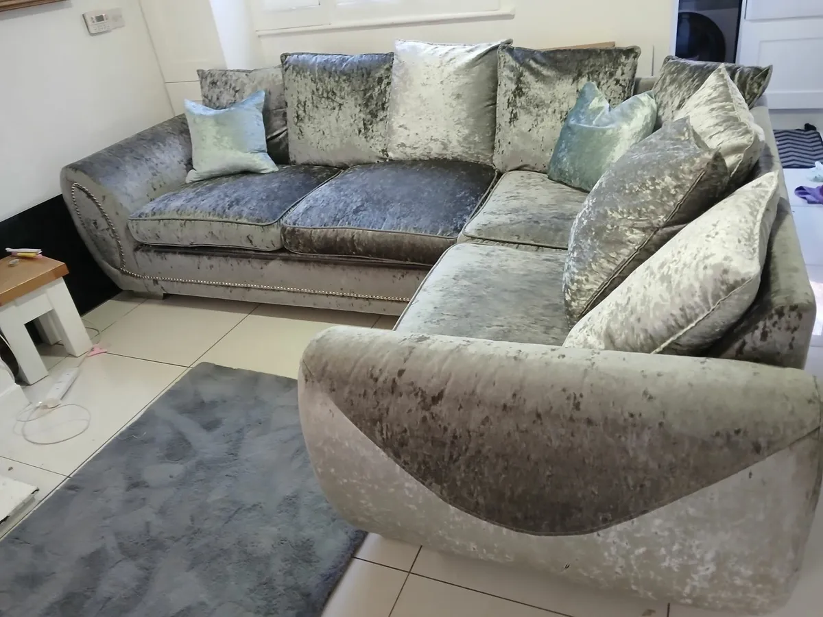 Corner Sofa bed - Image 4