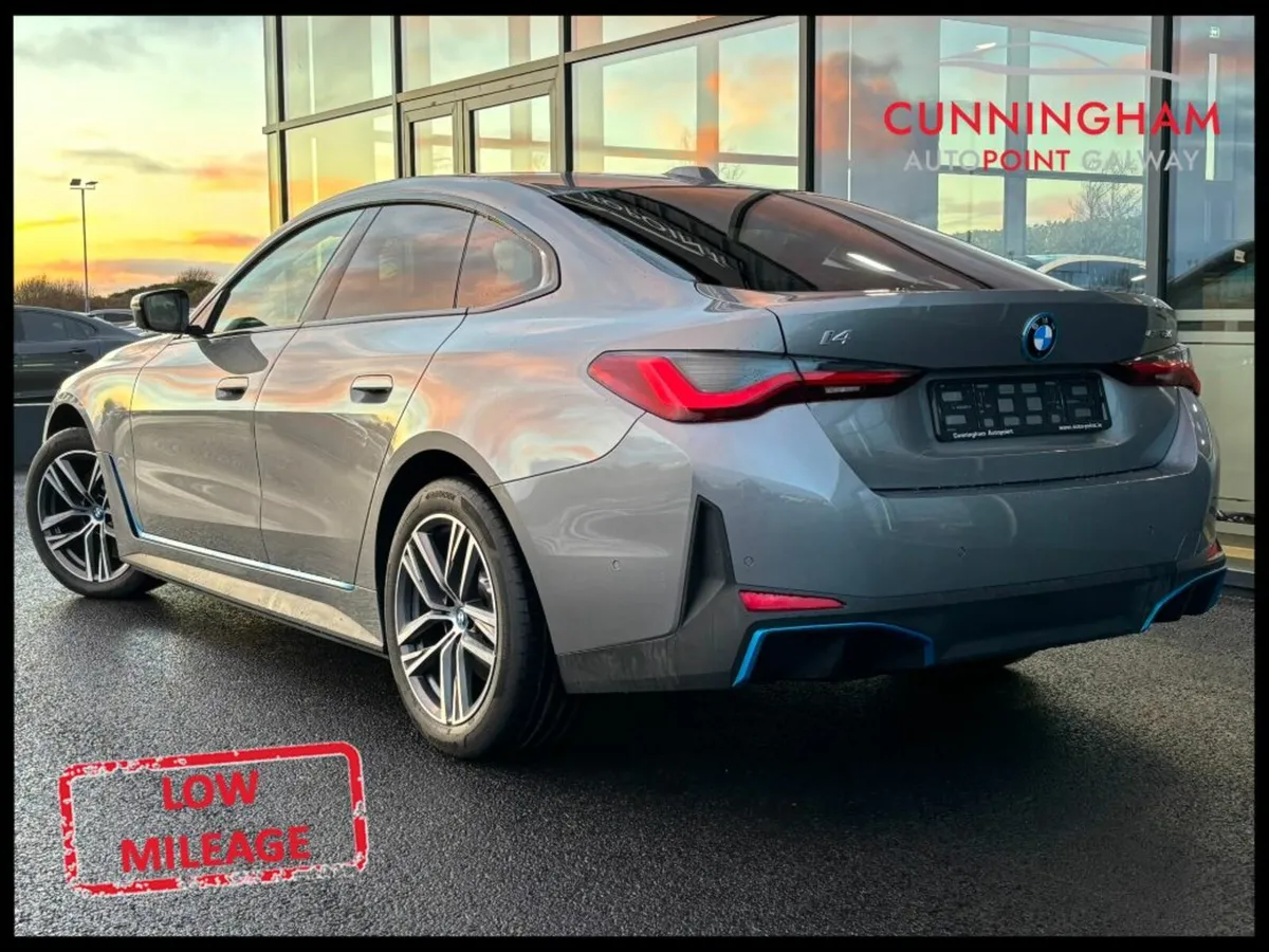 BMW i4 eDrive35 Sport - Image 2