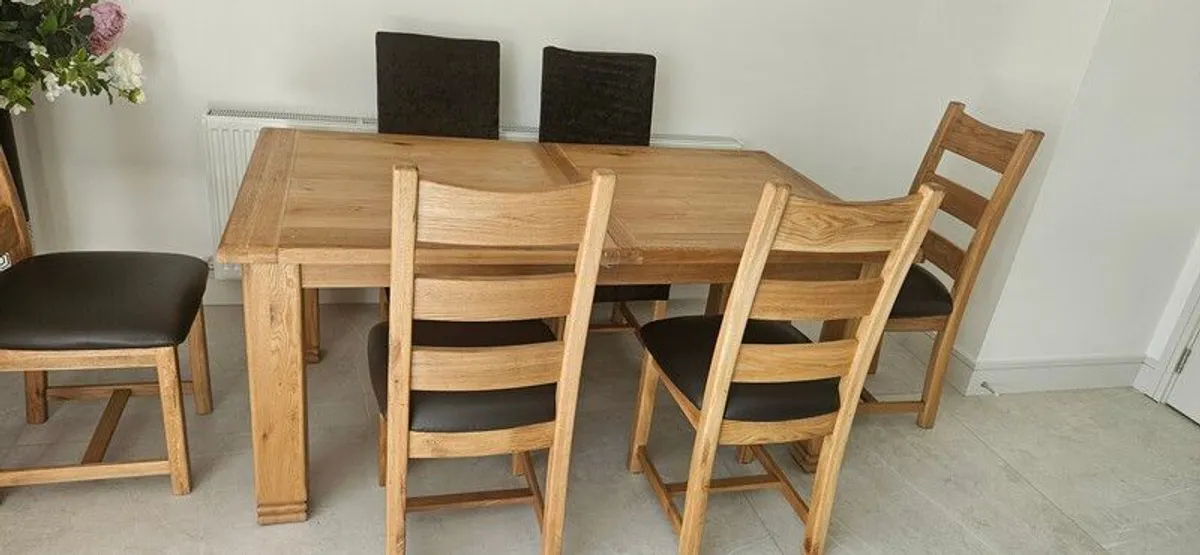 dining - Image 1