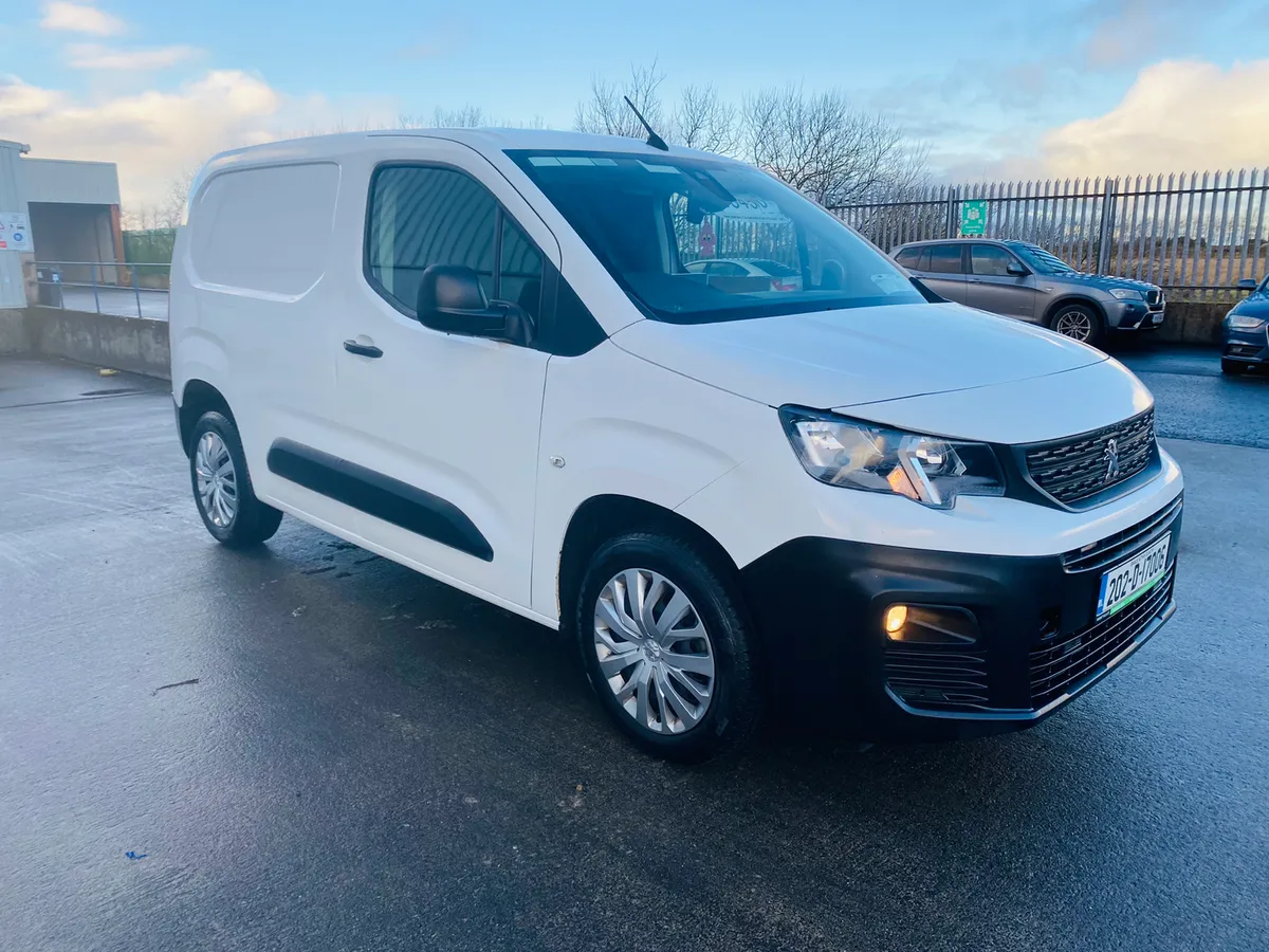 202 Peugeot Partner 1.5 100Bhp PRO €11,950 + VAT - Image 3