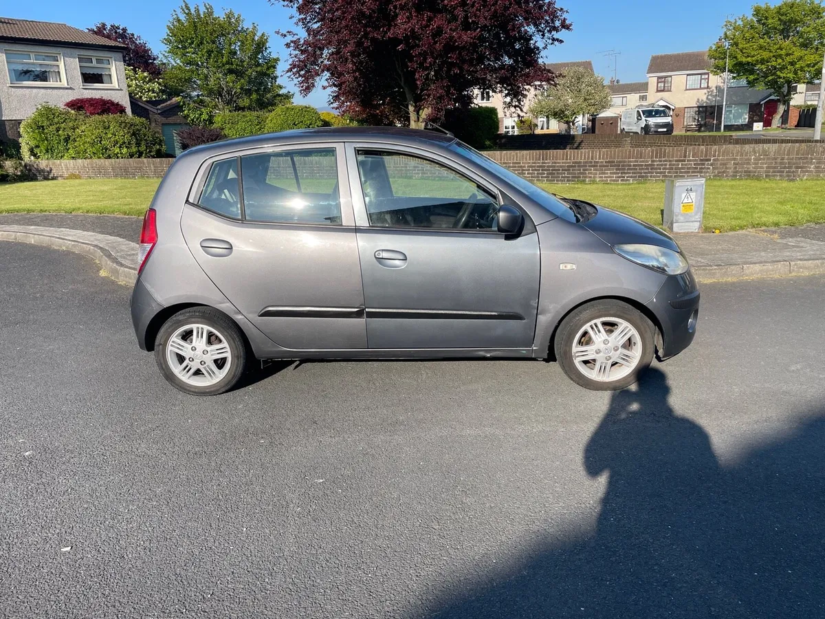 2010 Hyundai i10 comfort nct 08/25 tax06/25 - Image 3