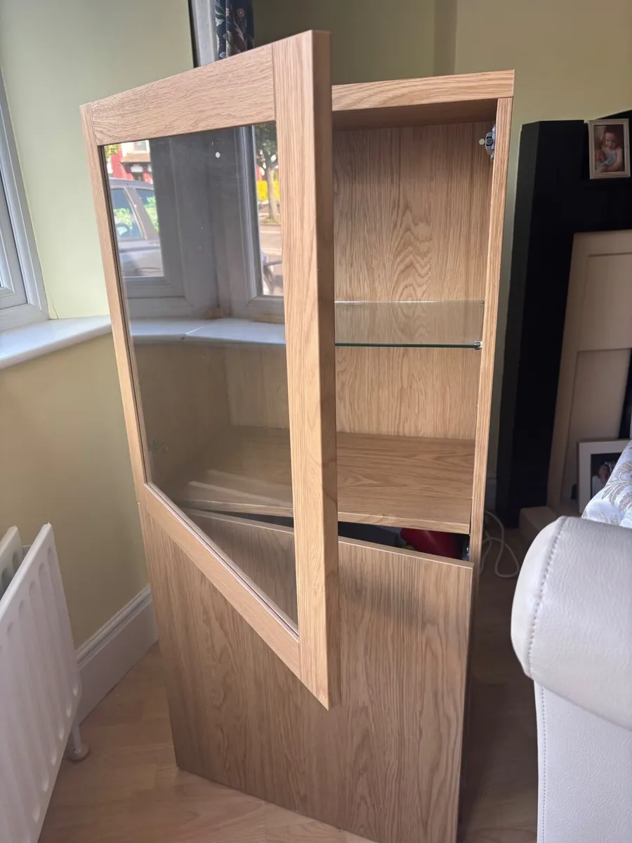 Cabinet - Image 2