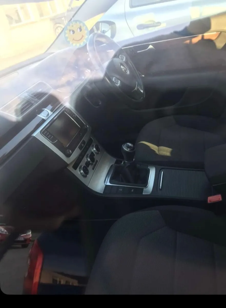 Volkswagen Passat 2014 - Image 3