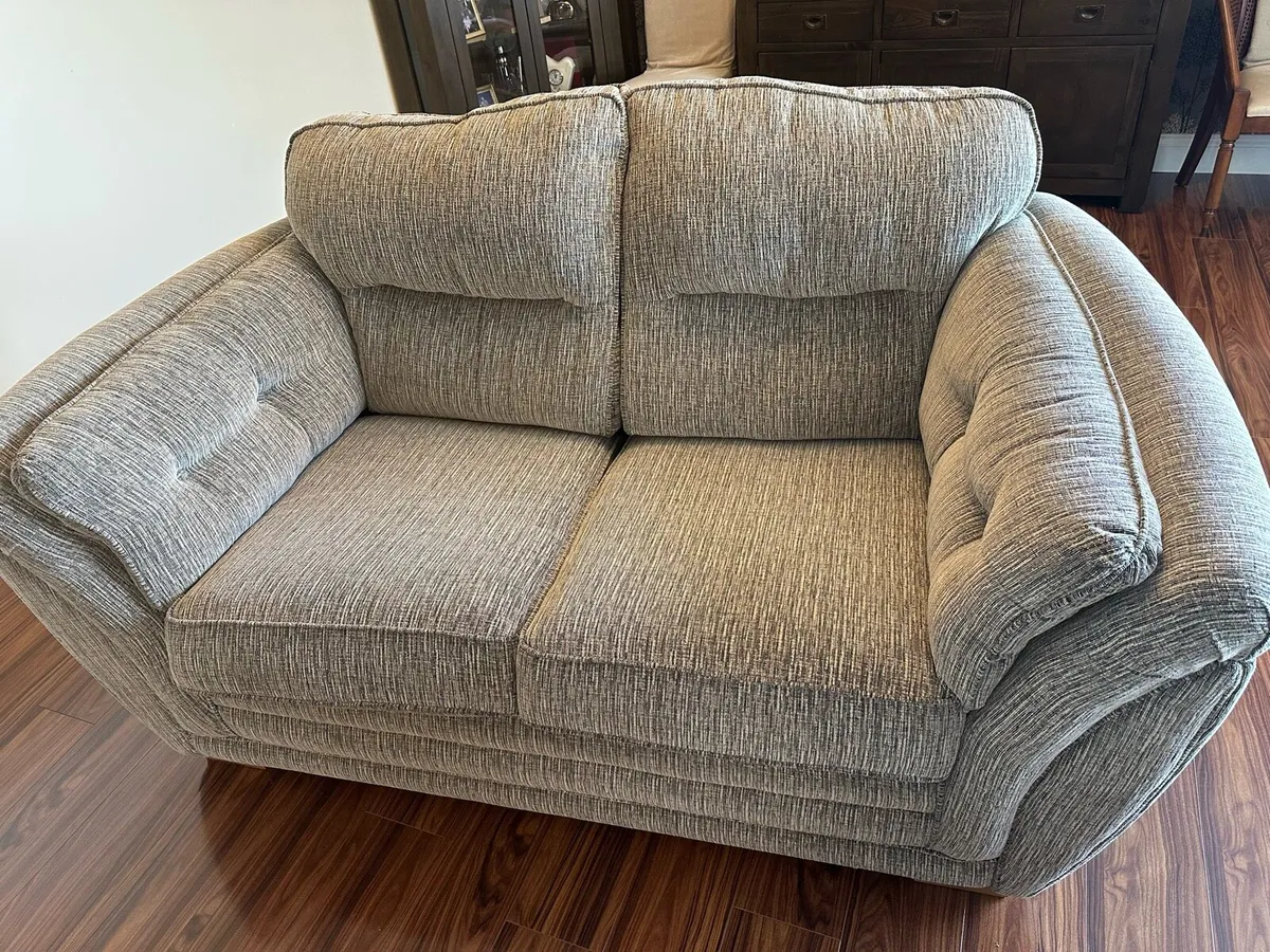 Couches - Image 2
