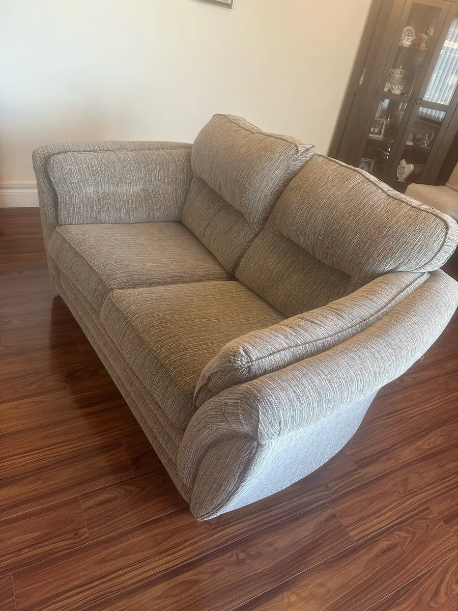 Couches - Image 3
