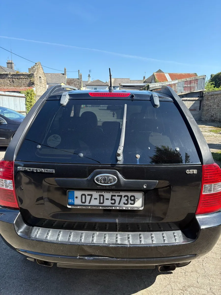 Kia Sportage 2.0CRDI 4x4 - Image 4