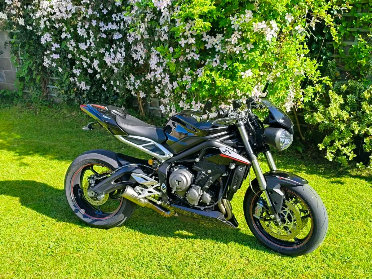 Triumph Street triple 765RS - Image 1
