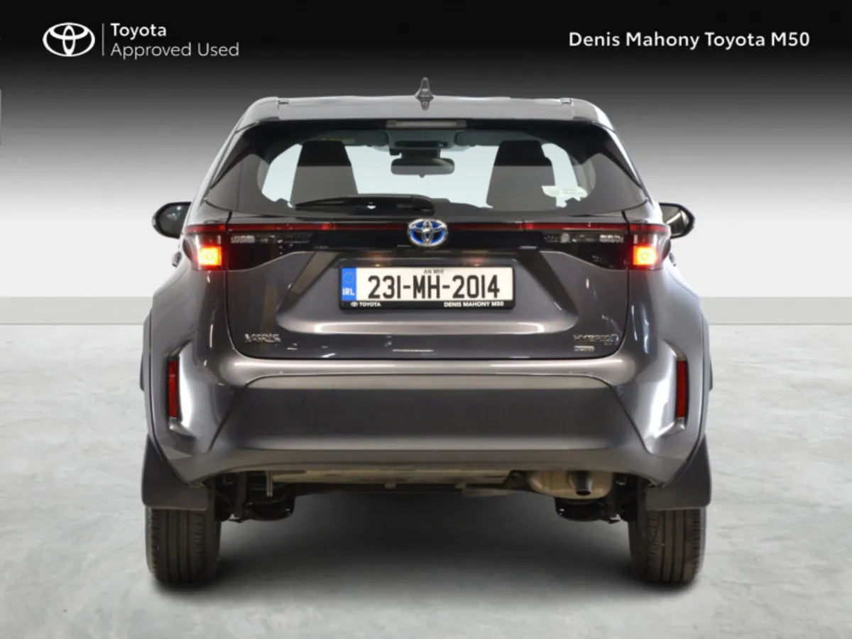 Toyota Yaris Cross Luna Hybrid Auto - Image 4