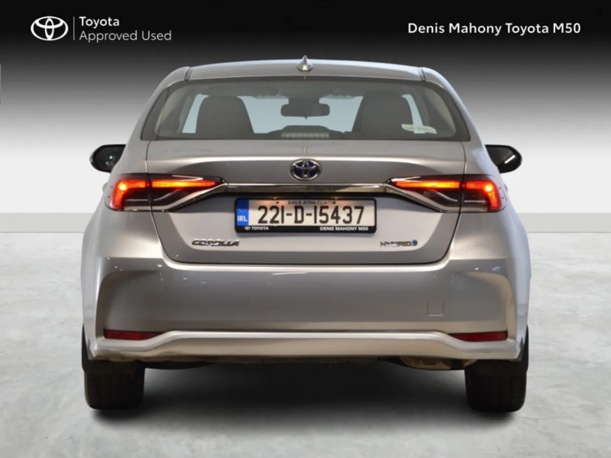 Toyota Corolla Hybrid Luna Saloon Auto - Image 4
