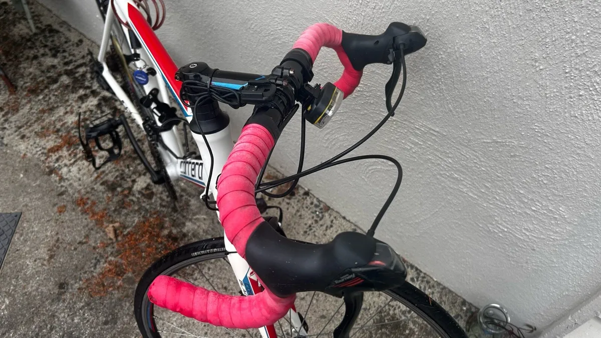 Carrera Road Bike 51cm - Image 2