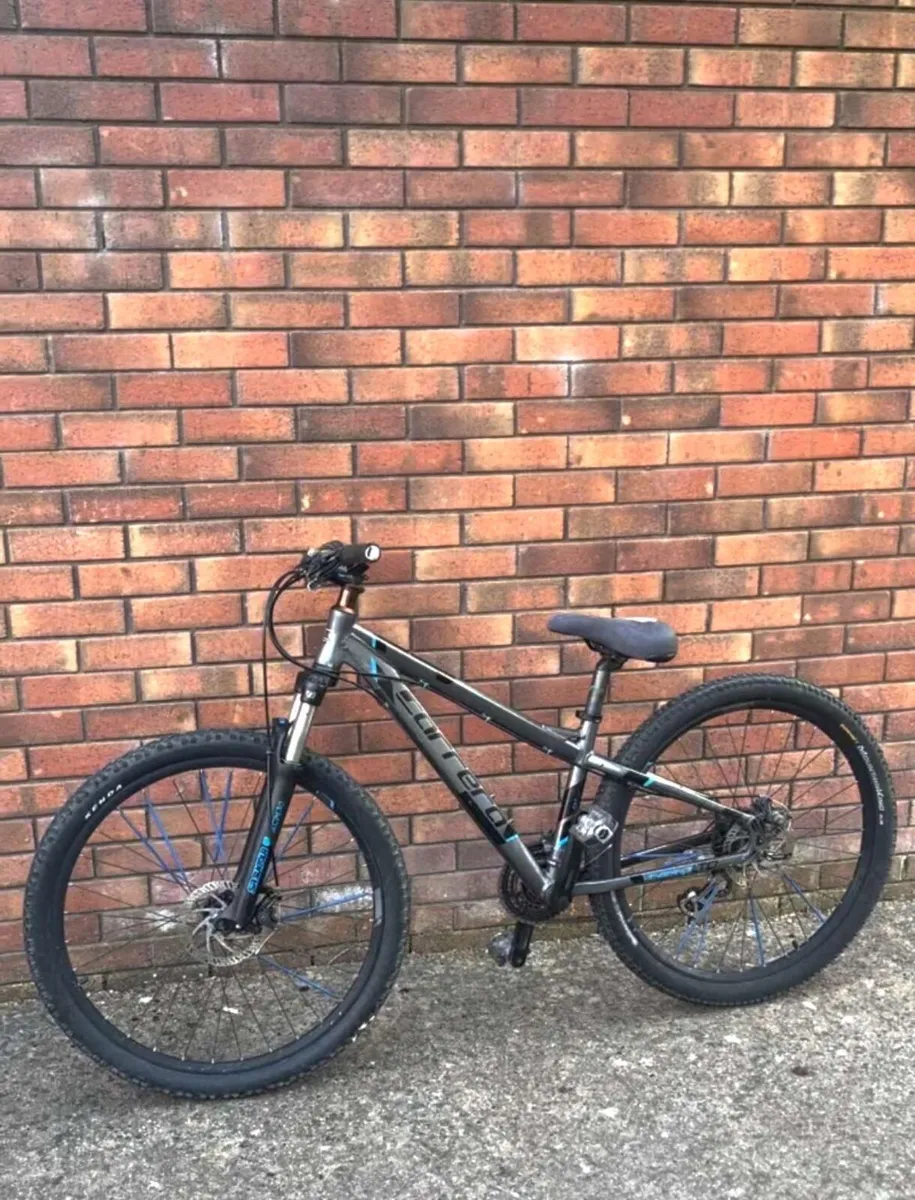 27.5 Inch Carrera vengeance wheelie bike - Image 3