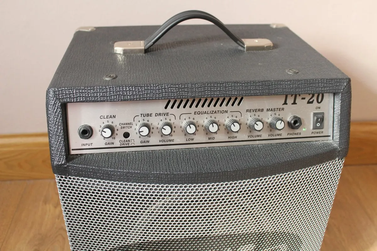 Indie IT-20 Amp - Image 2