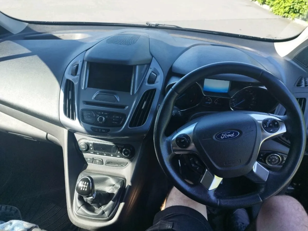 2015 Ford transit connect lwb limited edition - Image 4