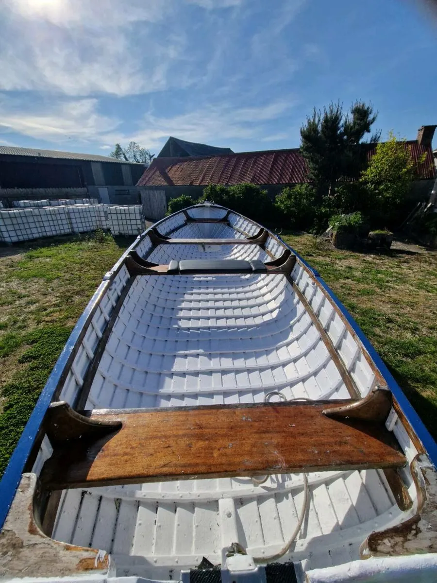 Clinker 18ft boat - Image 3