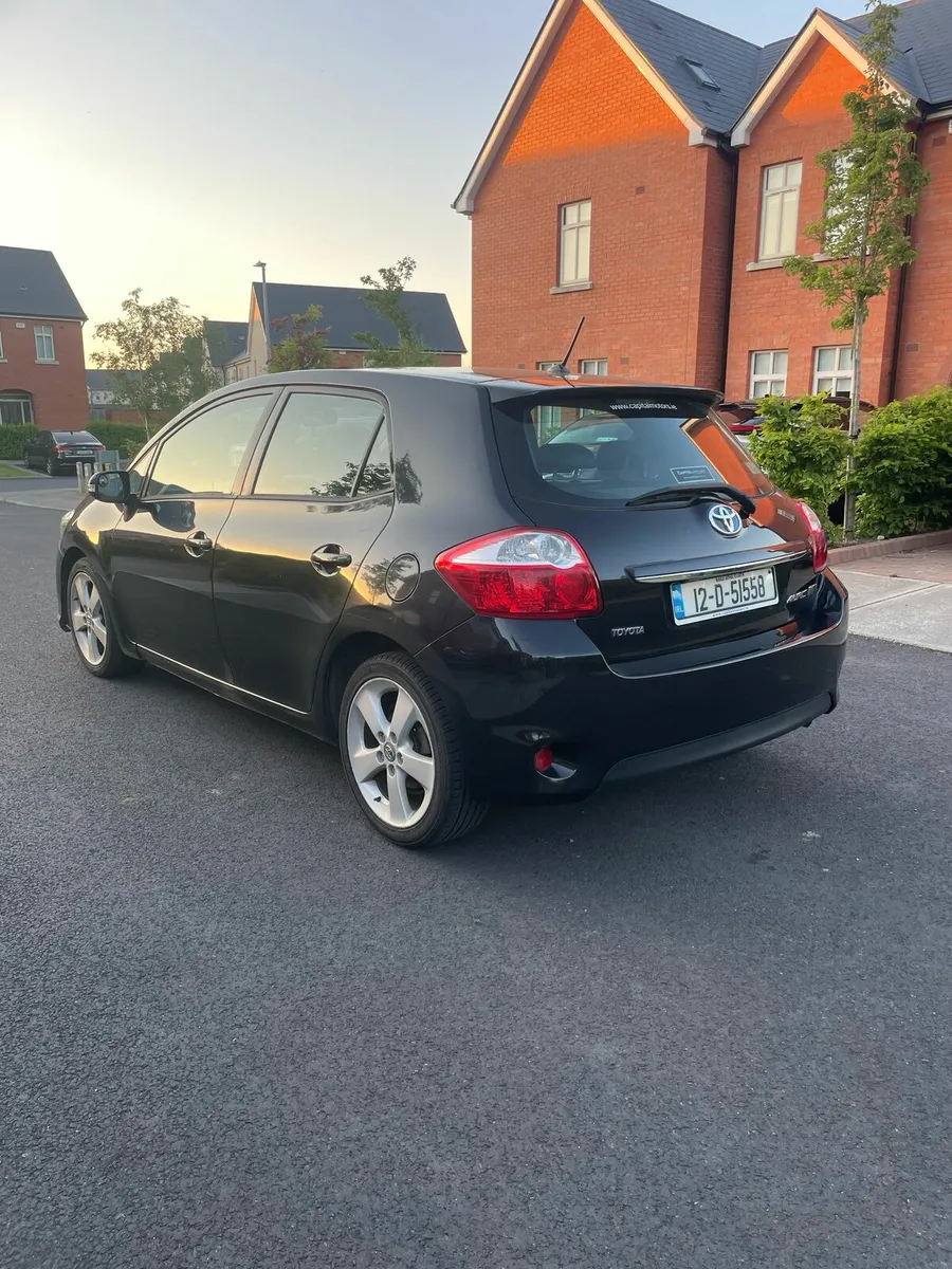 Toyota auris - Image 4