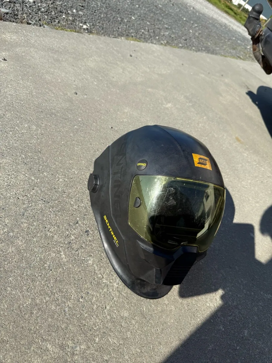 Esab sentinel a60 welding helmet - Image 2
