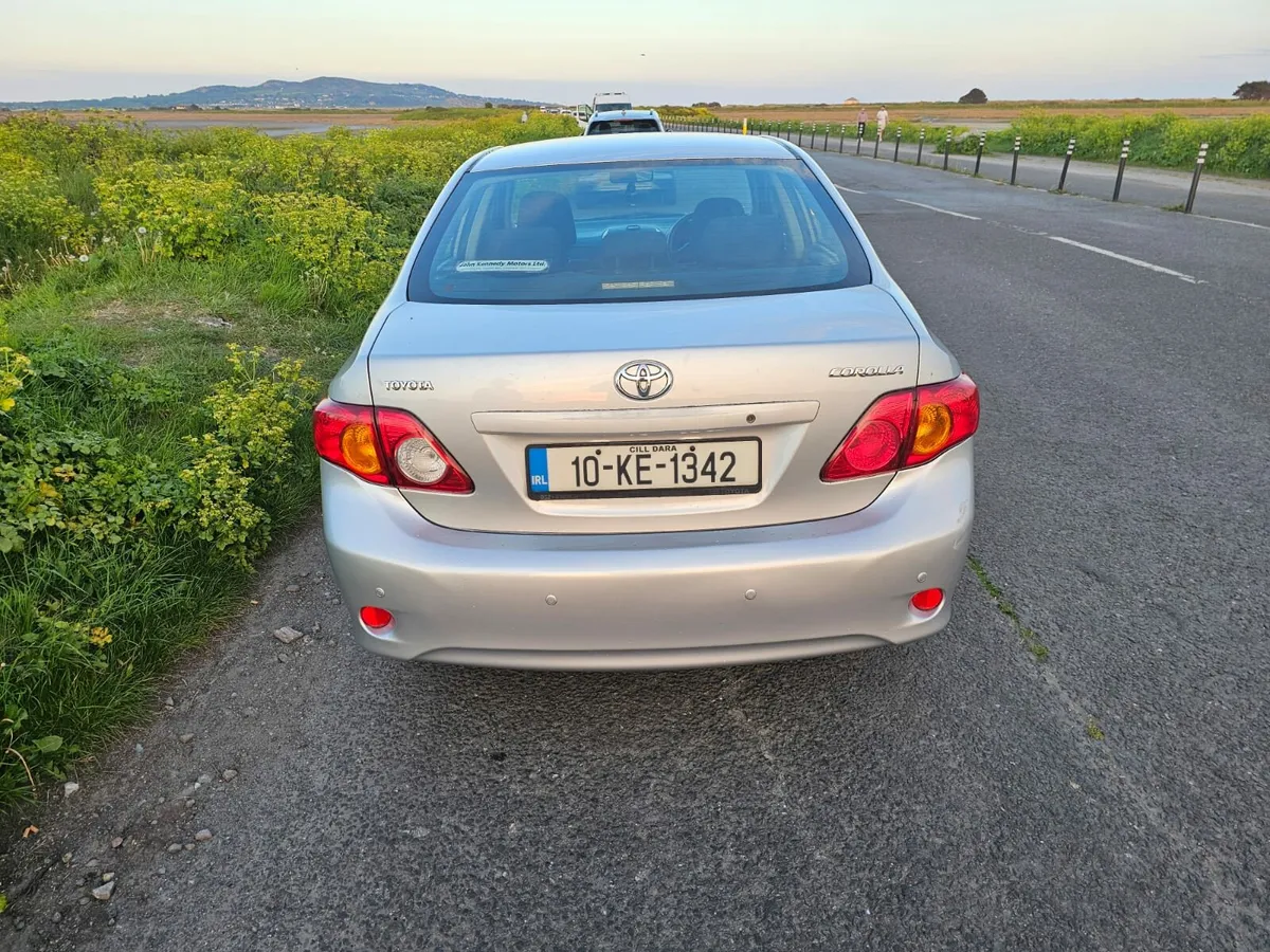 Toyota corrolla - Image 4