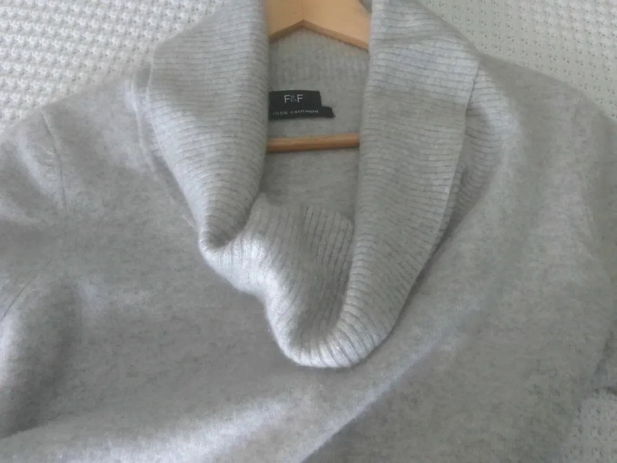 GREY 100% CASHMERE COWL NECK JUMPER SIZE 16 - Image 2