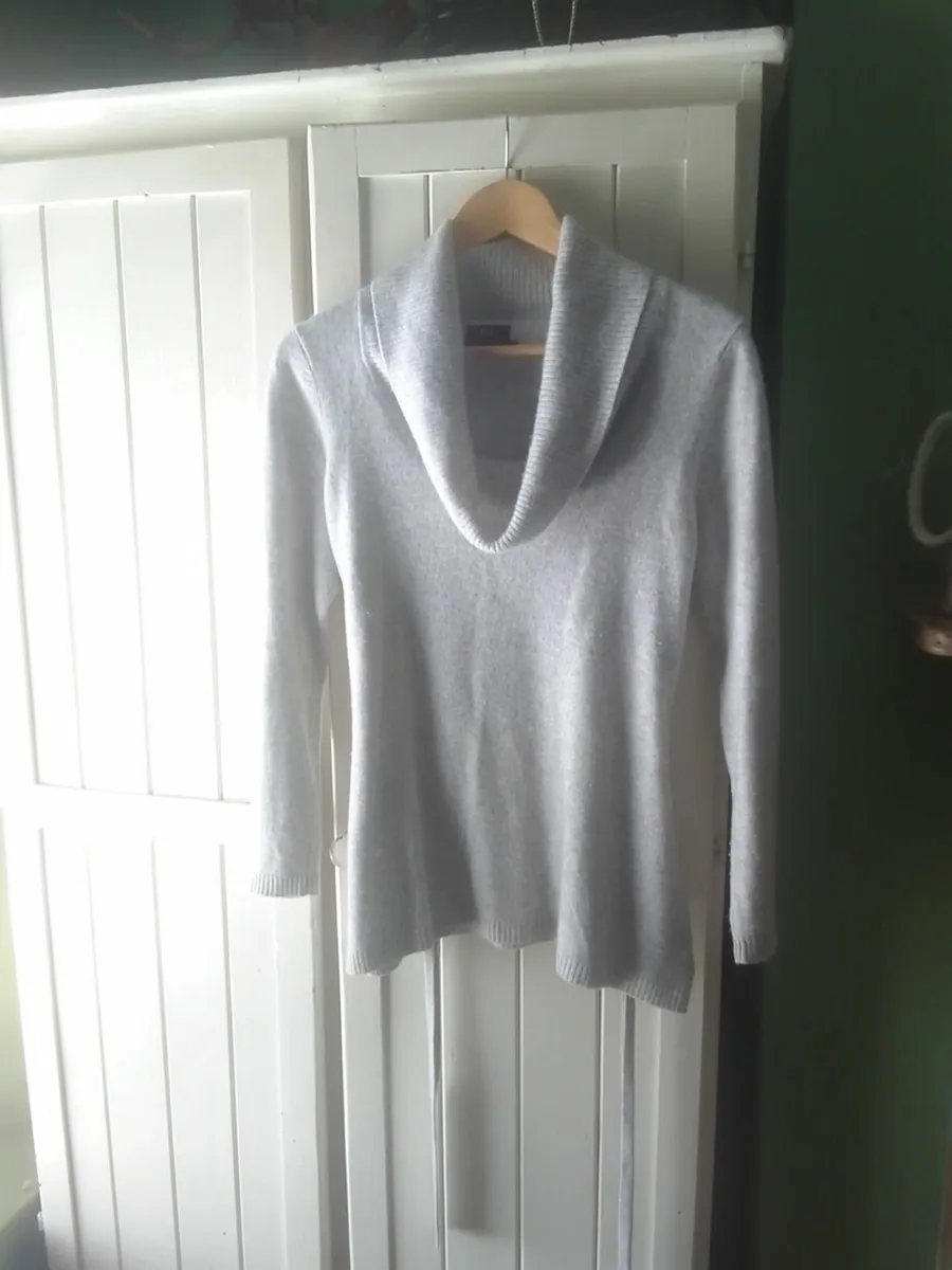 GREY 100% CASHMERE COWL NECK JUMPER SIZE 16 - Image 1