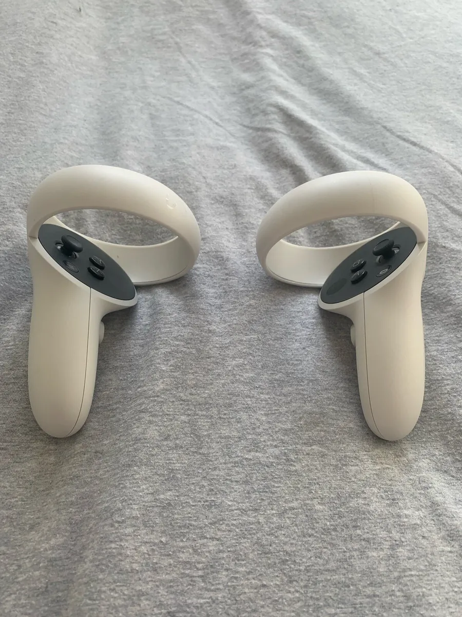 Oculus quest 2 - Image 3