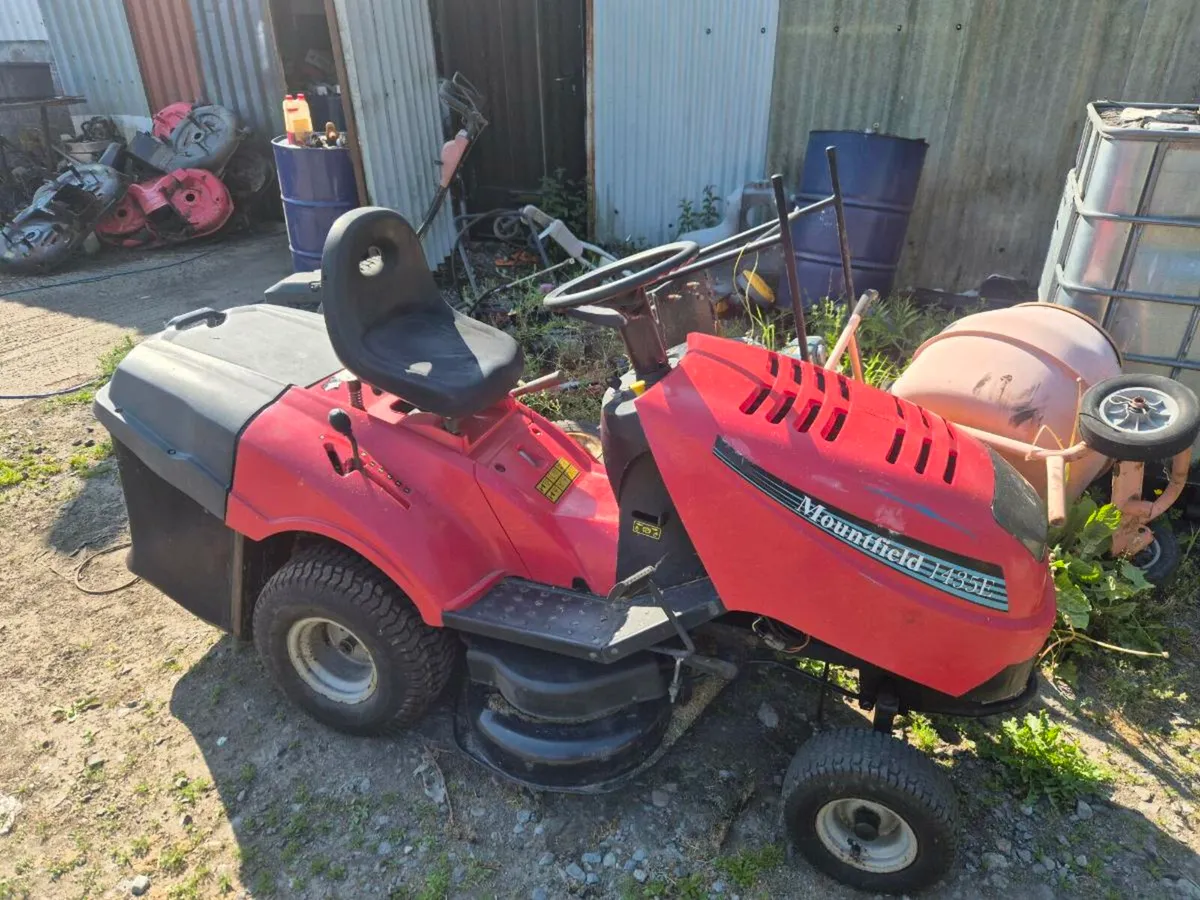 Castlegarden 13.5/90 mower - Image 1