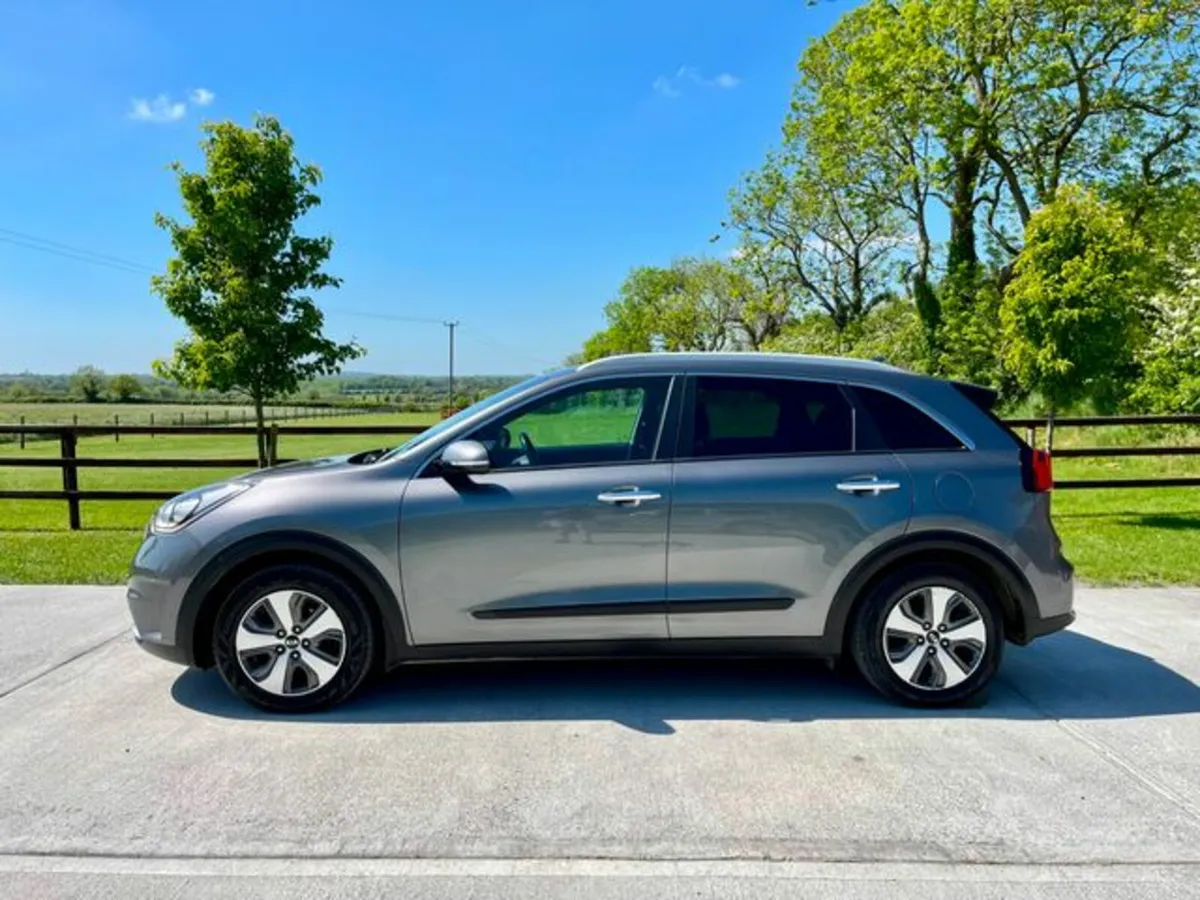 Kia Niro Hybrid EXL Automatic *RETAIL €17, 950 STR - Image 3