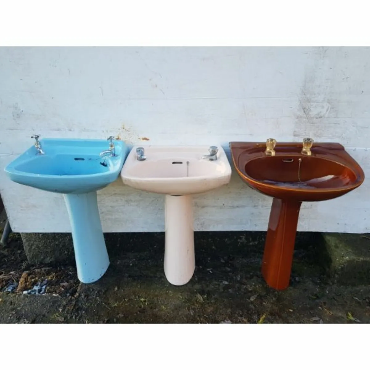 Sinks – Coloured Selection