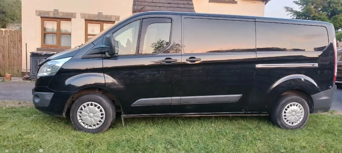 Ford transit custom,taxed and tested until August - Image 2