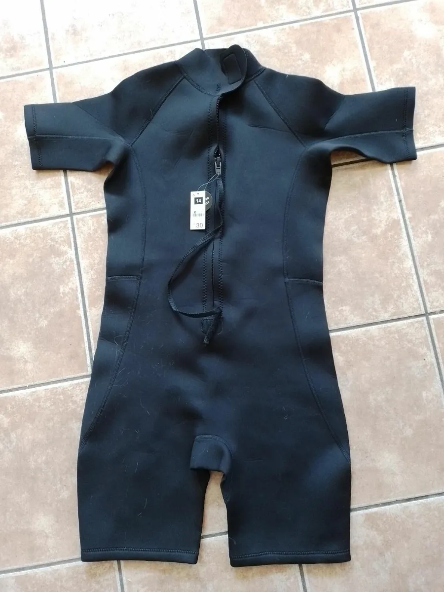 Brand New Women's Short Wetsuit - Image 1