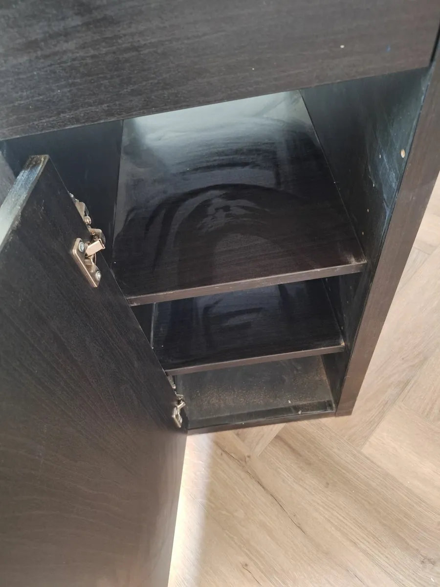 Ikea desk - Image 4