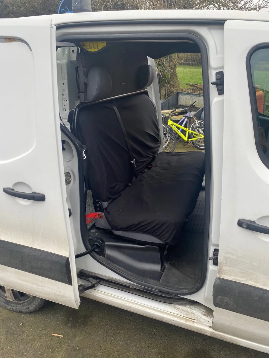 Citroen Berlingo crew cab new Cvrt - Image 3