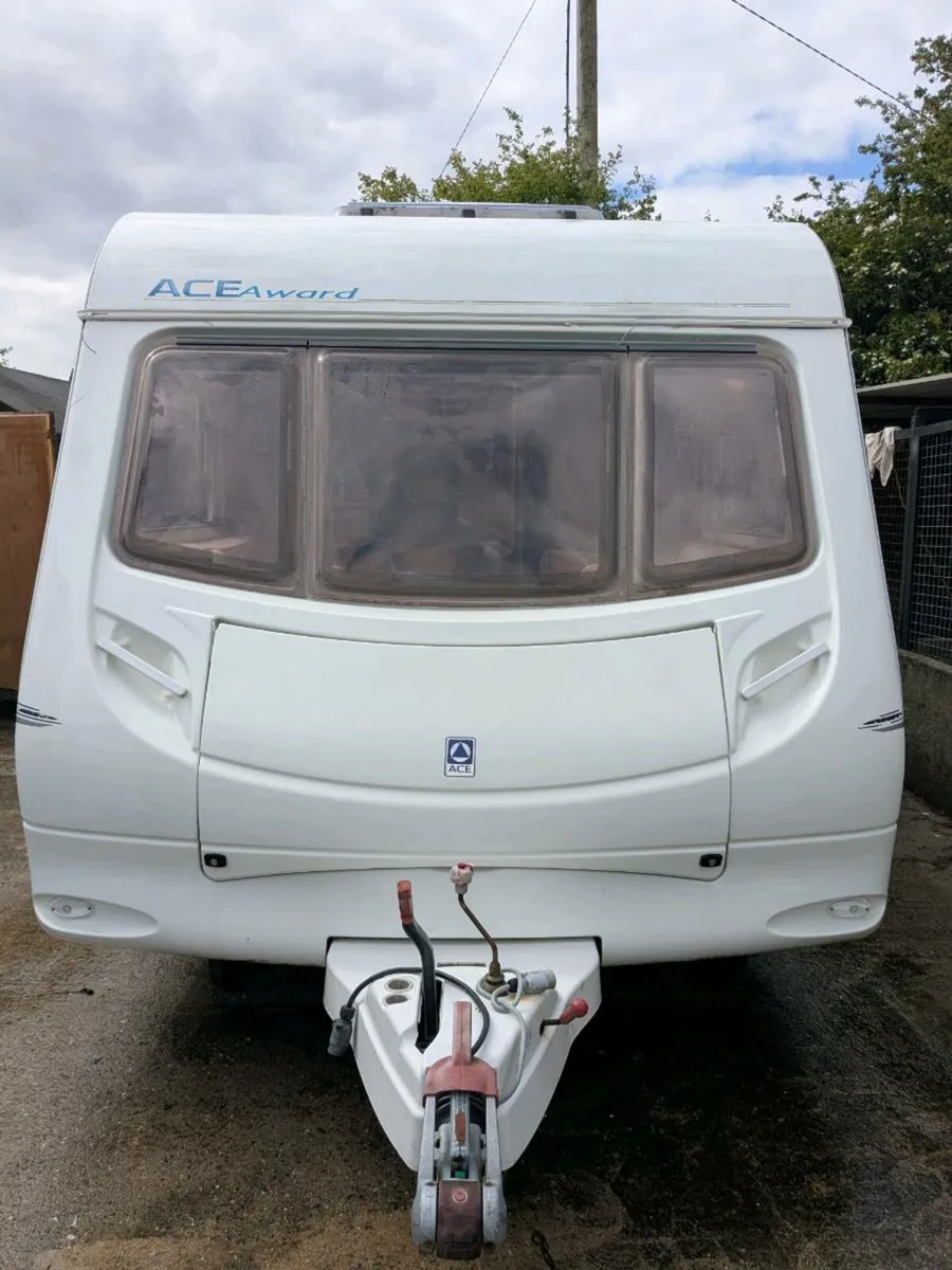 Caravan 4/5berth - Image 4