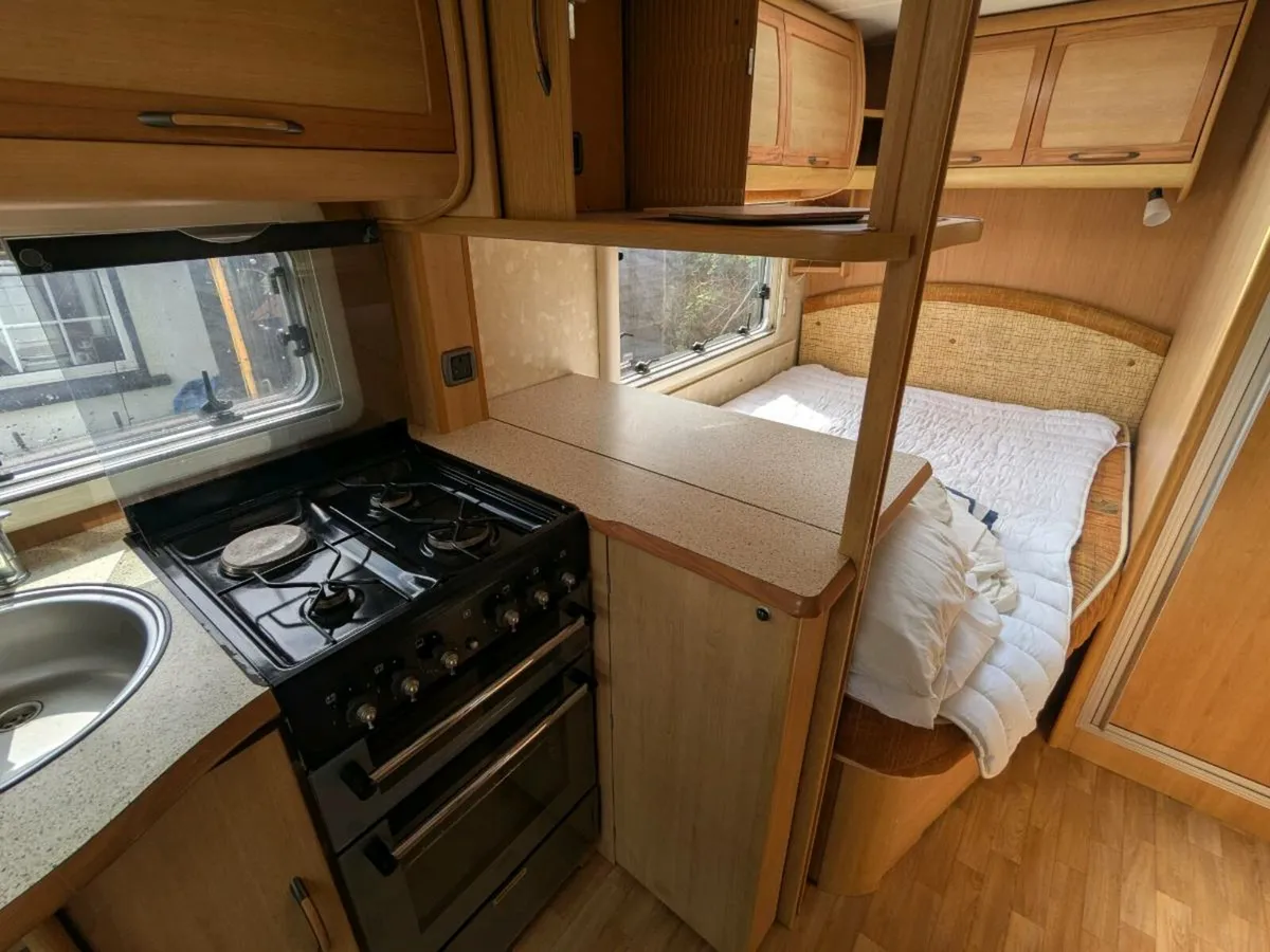 Caravan 4/5berth - Image 1