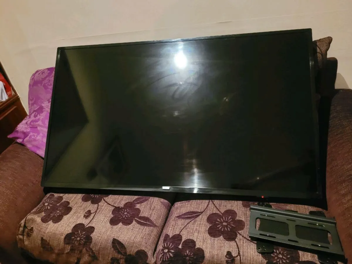 50" Philips Tv - Image 1