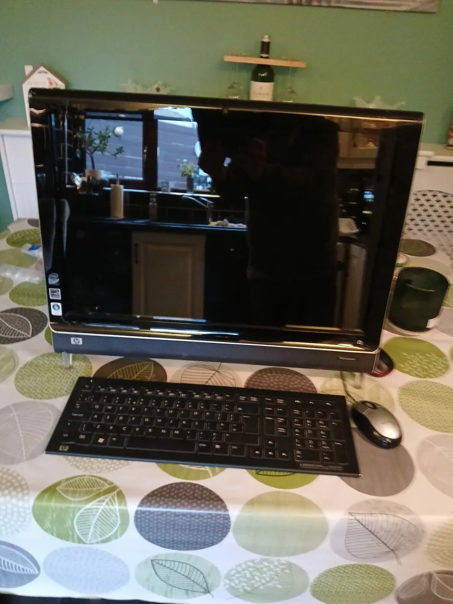 HP Computer - Image 1