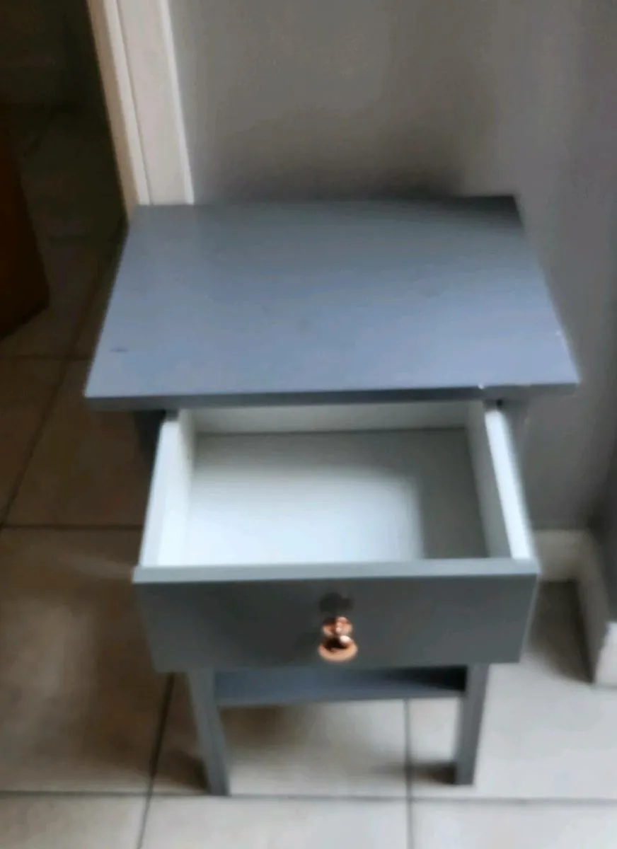 Locker - Image 2