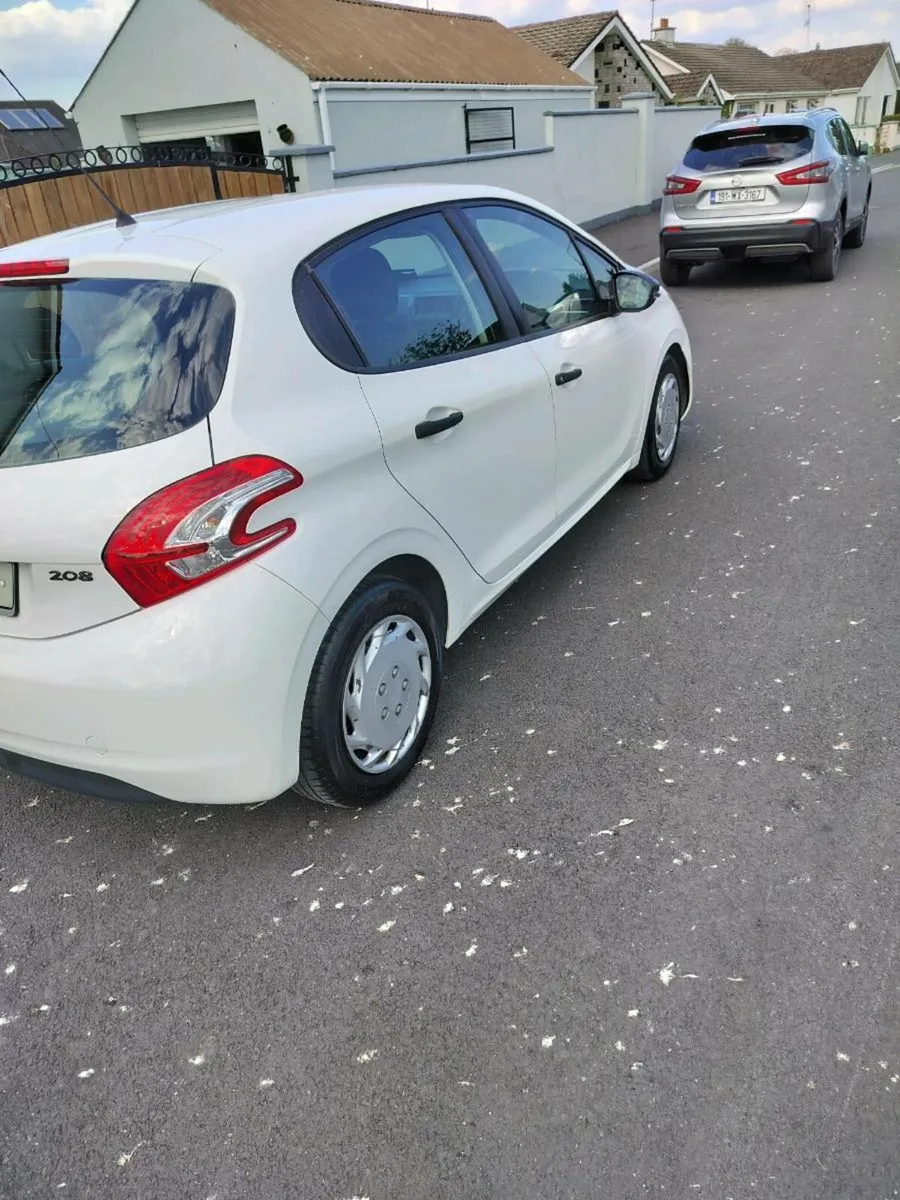 2014 Peugeot 208 1.0 ltr petrol - Image 4